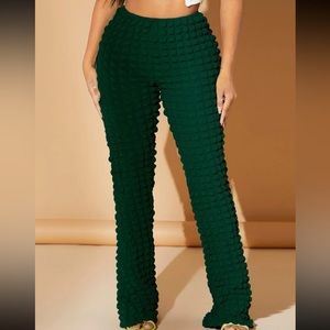 Textured high waist solid pants